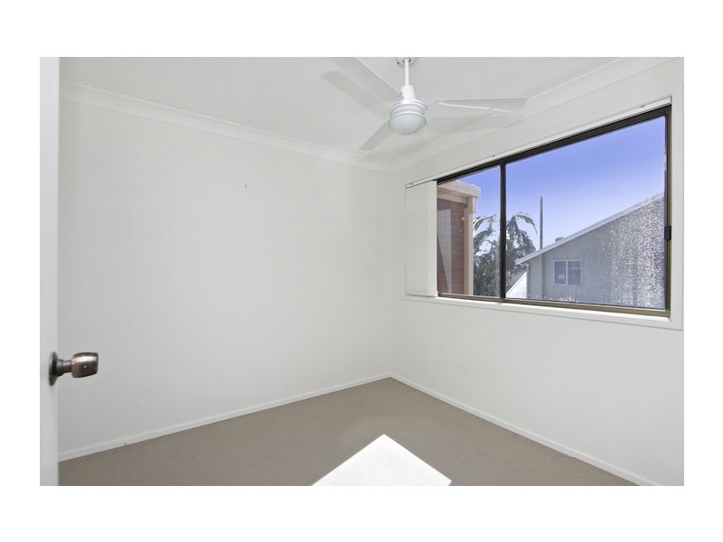 2/62 Coolangatta Road, Kirra QLD 4225