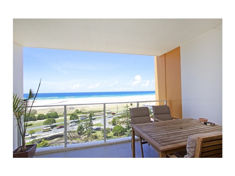 609/2 Creek St ‘Kirra Surf’, Kirra QLD 4225