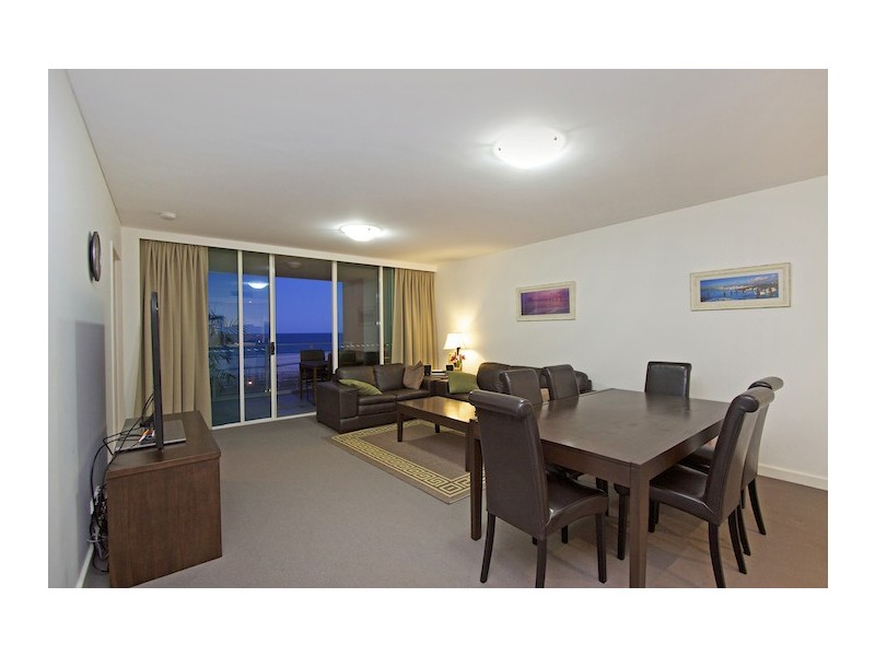 609/2 Creek St ‘Kirra Surf’, Kirra QLD 4225