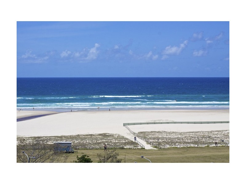 609/2 Creek St ‘Kirra Surf’, Kirra QLD 4225