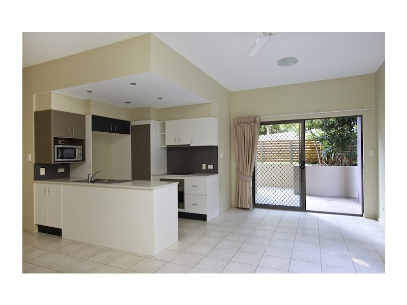 3/77 McLean Street, Coolangatta QLD 4225