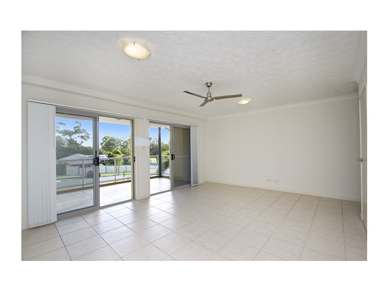 7/50 Miles Street, Kirra QLD 4225