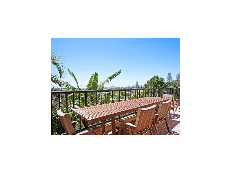 2/38 Tweed Street, Coolangatta QLD 4225