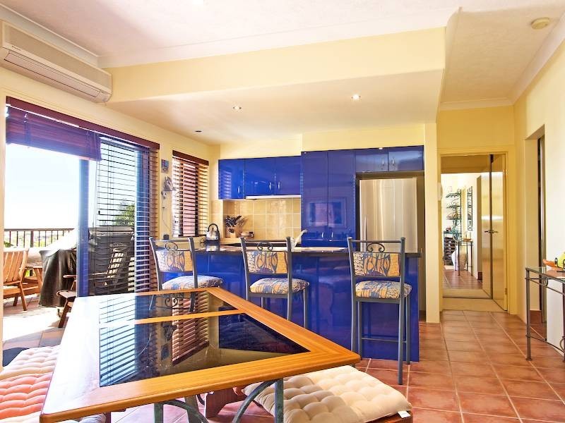 2/38 Tweed Street, Coolangatta QLD 4225