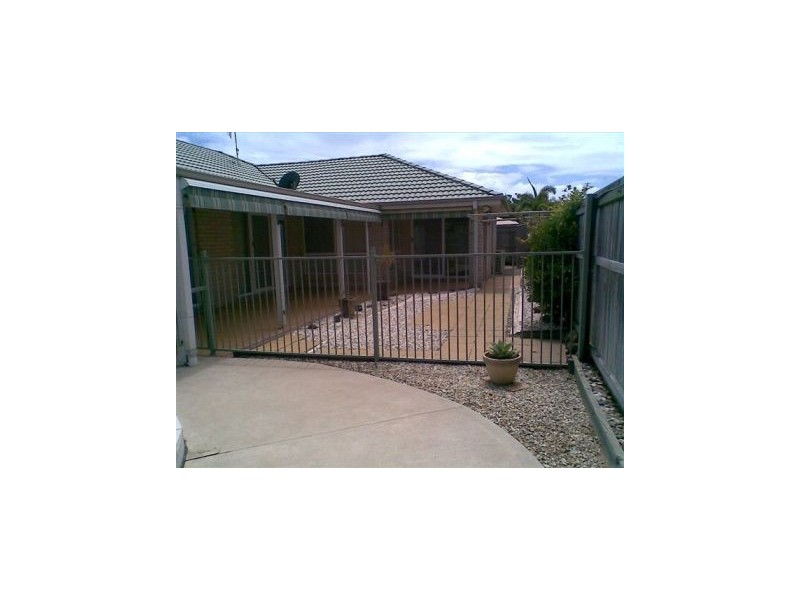 49 Riversdale Drive, Banora Point NSW 2486