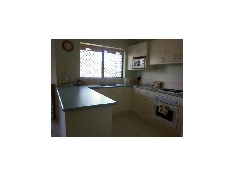 2/77 Golden Four Drive, Bilinga QLD 4225