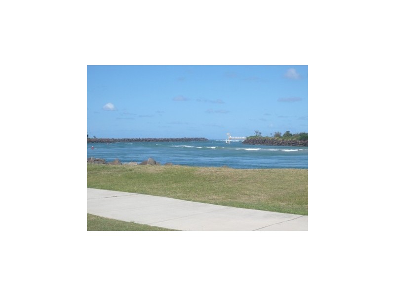 1/2 Endeavour Pde, Tweed Heads NSW 2485
