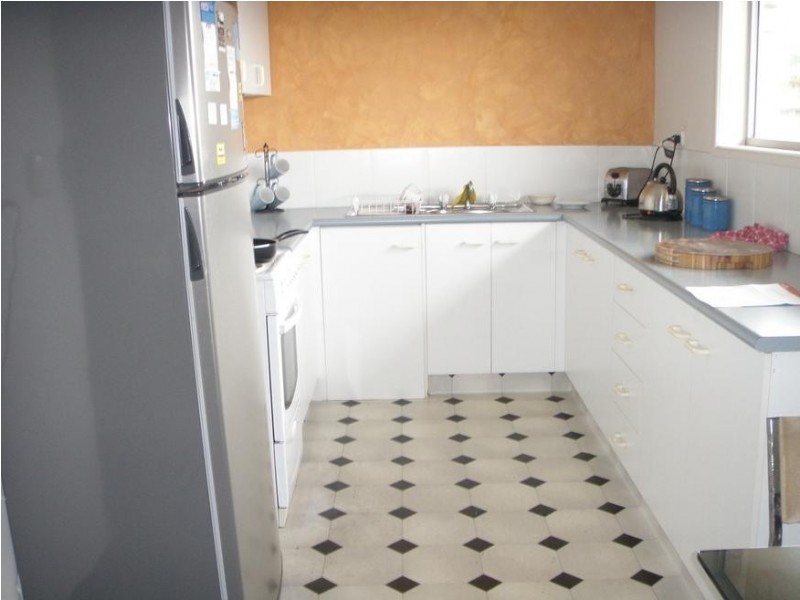 6/13 Churchill Street, Kirra QLD 4225