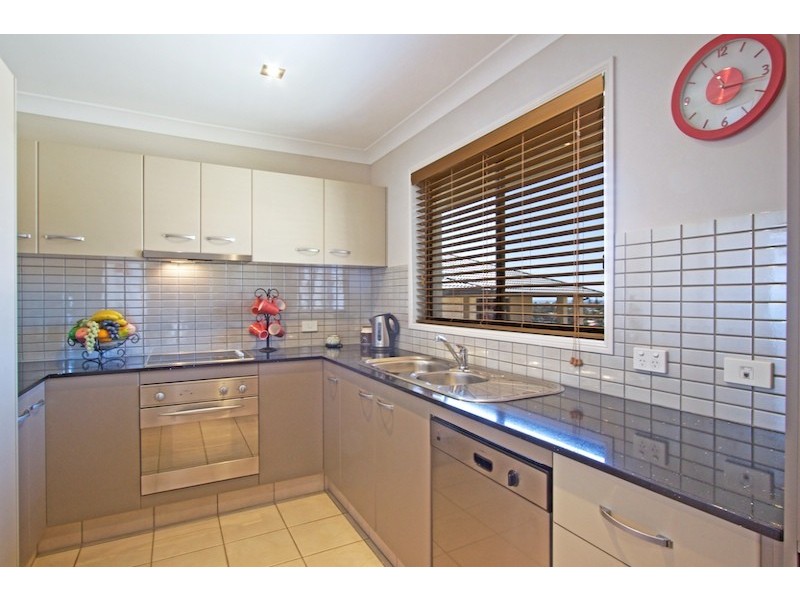 7 Mourne Terrace, Banora Point NSW 2486