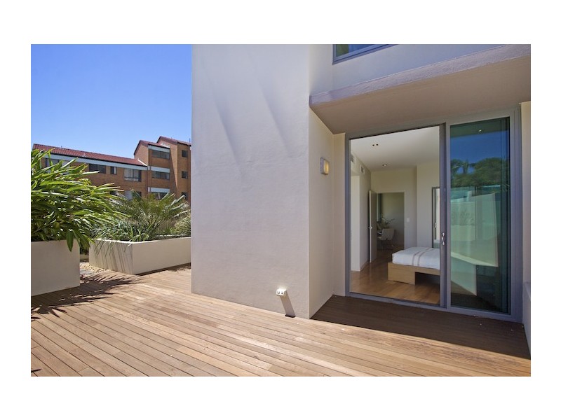 101/46 Pacific Parade ‘Kirra Wave’, Bilinga QLD 4225