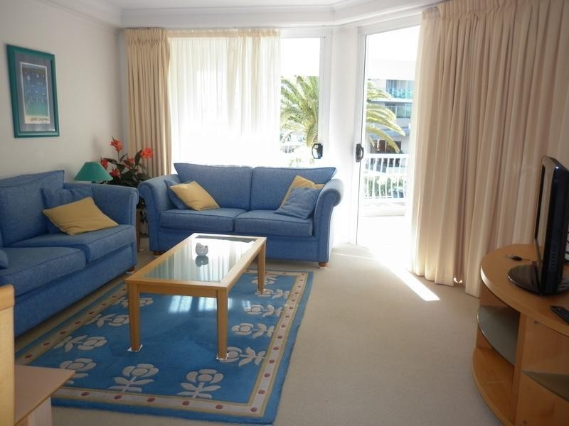 204/4-10 Douglas Street, Kirra QLD 4225