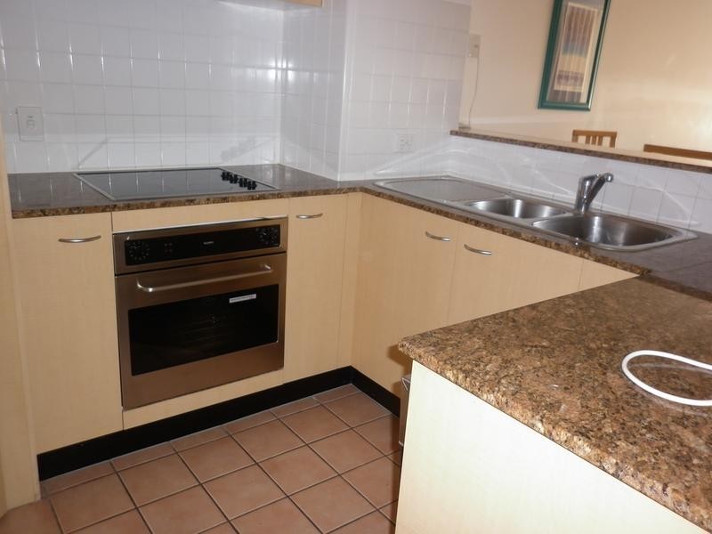 204/4-10 Douglas Street, Kirra QLD 4225