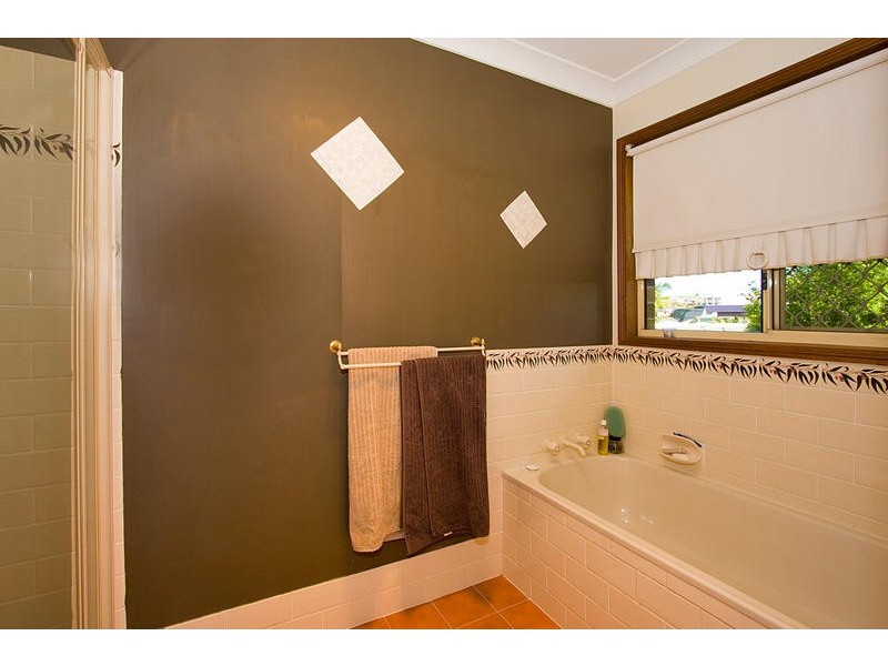 15 Cashel Crescent, Banora Point NSW 2486