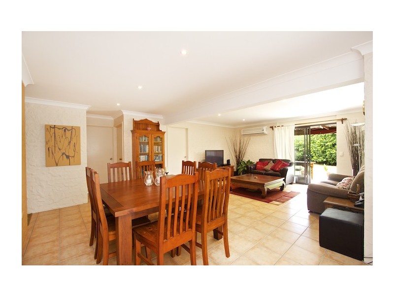 11 Pelican Place, Tweed Heads West NSW 2485