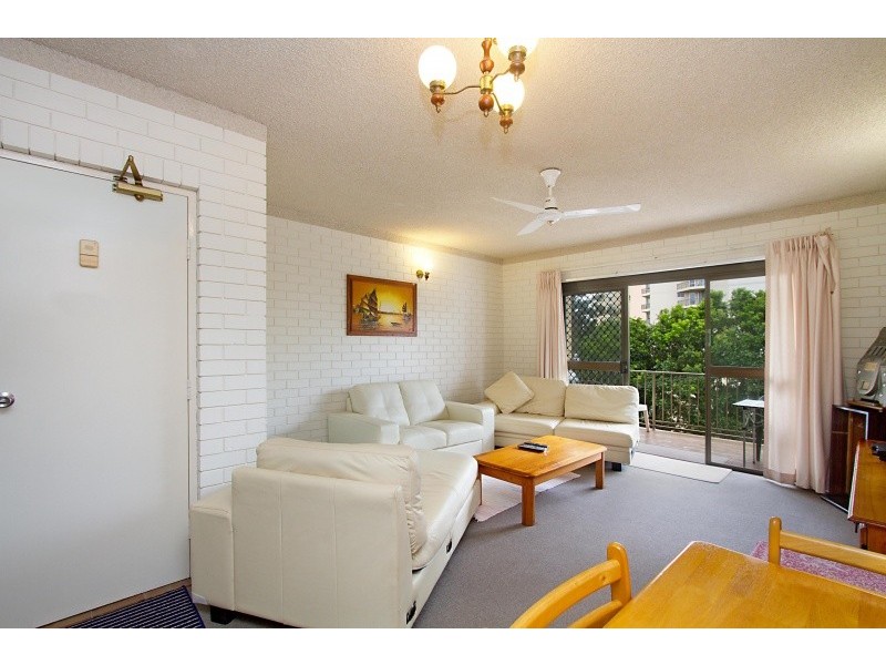 1/12 Boundary Street, Rainbow Bay QLD 4225