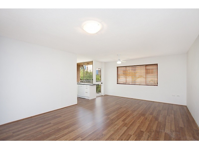 4/46 Coolangatta Road, Kirra QLD 4225