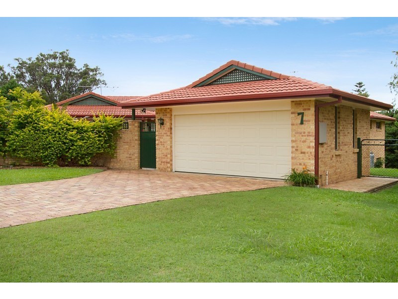 7 Tathra Glen, Ocean Shores NSW 2483