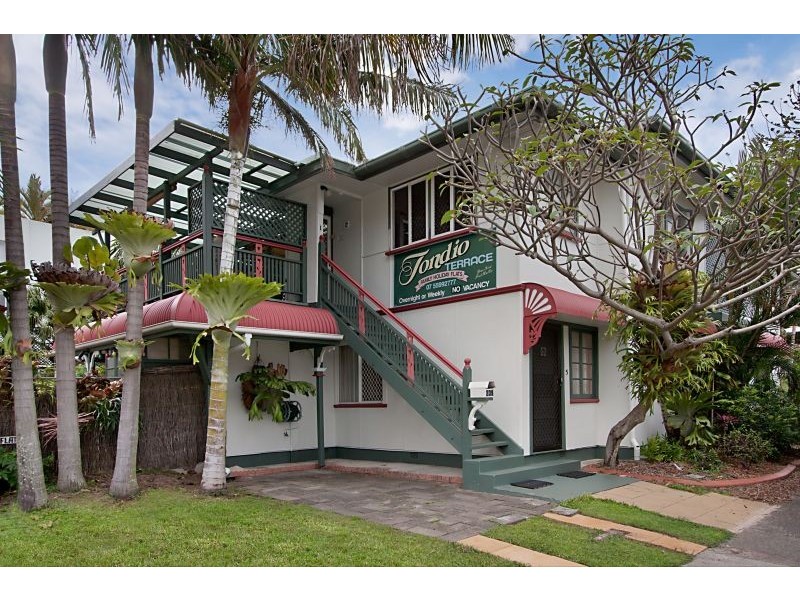 239 Boundary Street, Rainbow Bay QLD 4225
