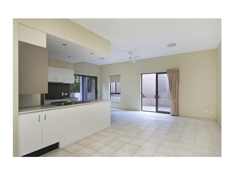 3/77 McLean Street, Coolangatta QLD 4225