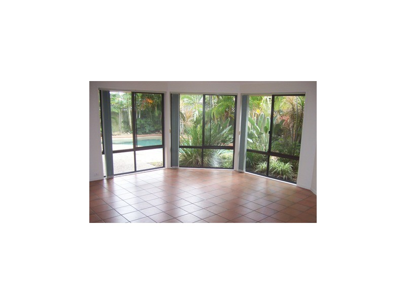 53 Chippendale Crescent, Currumbin Waters QLD 4223