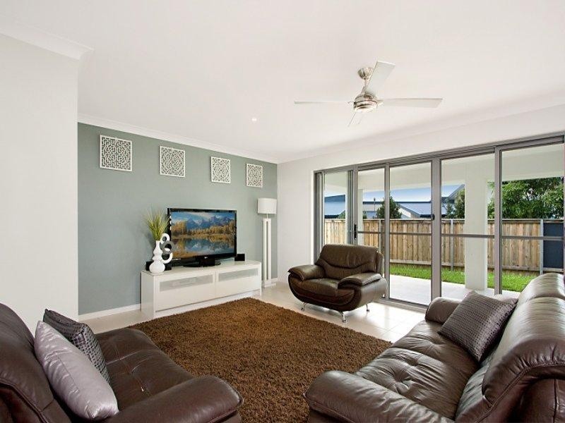 82 Botanical Circuit, Banora Point NSW 2486