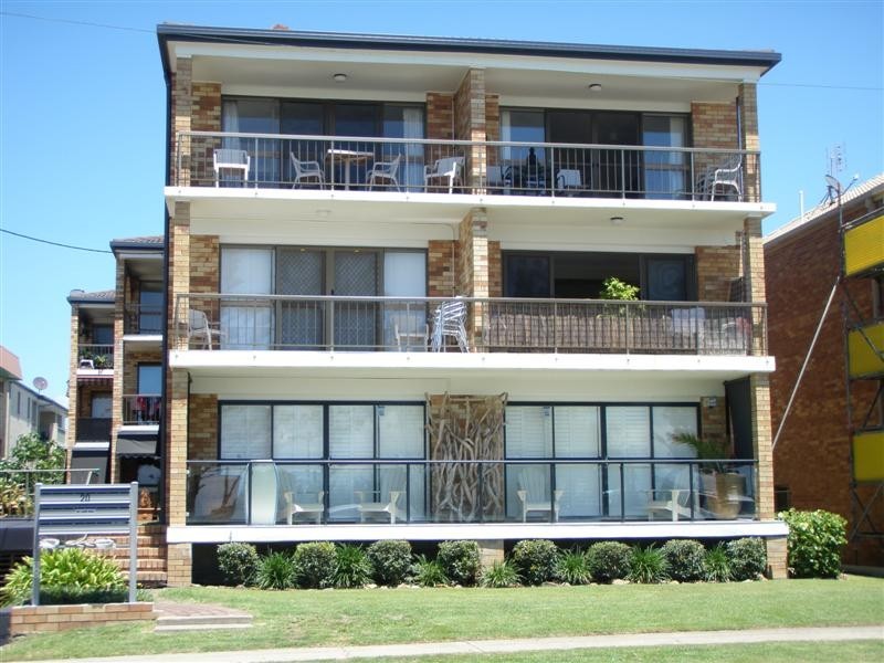9/20 Pacific Parade, Bilinga QLD 4225
