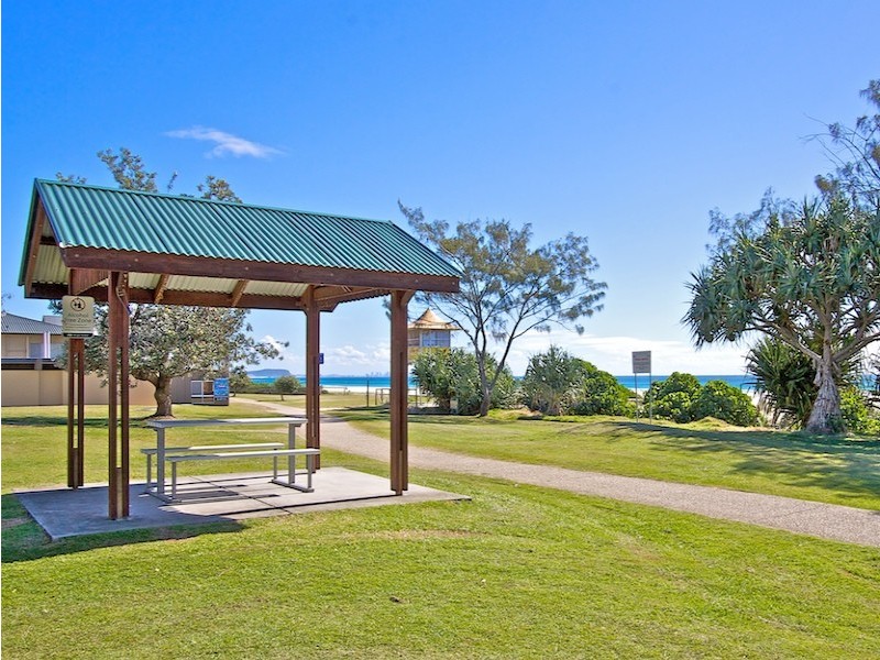 9/20 Pacific Parade, Bilinga QLD 4225