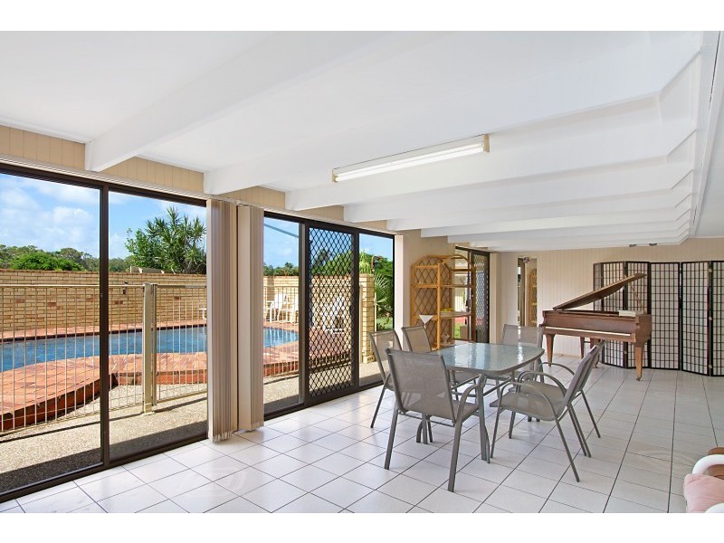 25 Plover Place, Tweed Heads West NSW 2485