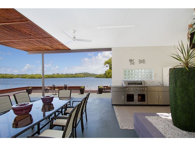 222 Kennedy Drive, Tweed Heads West NSW 2485