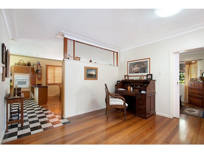 6 Inala Ave, Tugun QLD 4224