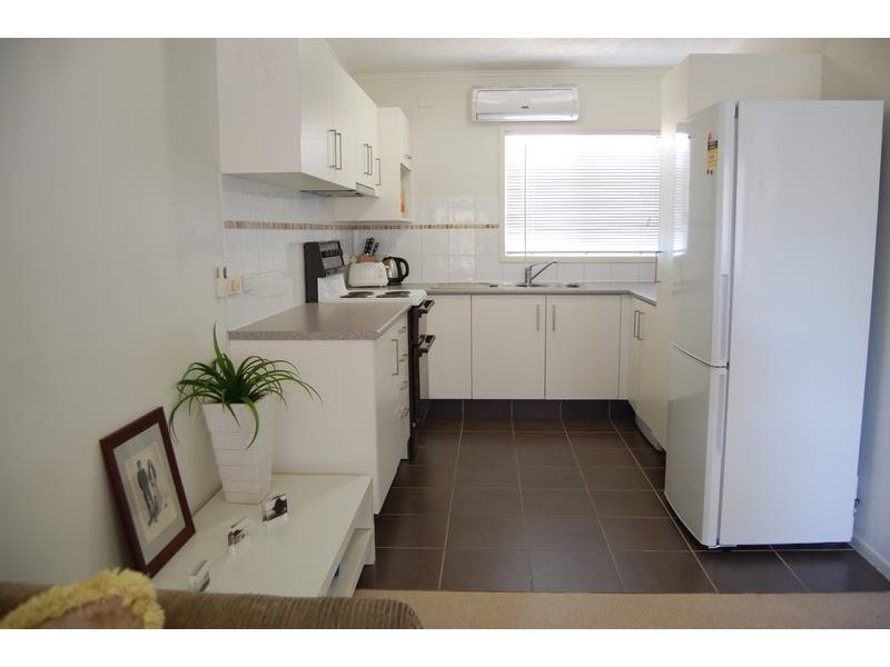 4/82 Sarawak Avenue, Palm Beach QLD 4221