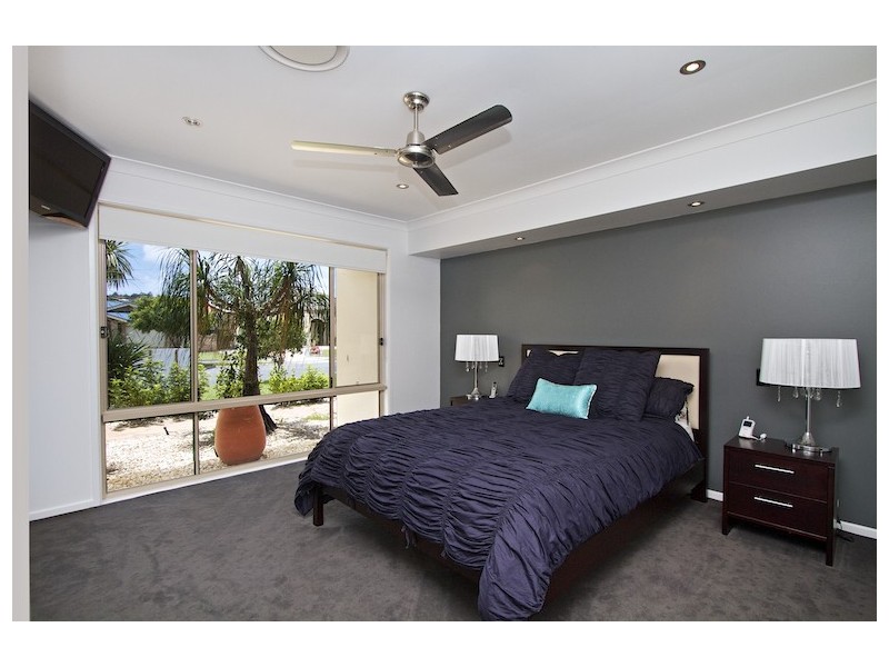 13 Botanical Circuit, Banora Point NSW 2486