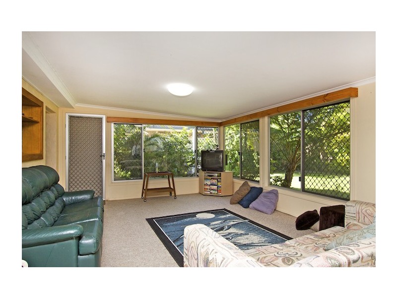 22 Cabarita Avenue, Tugun QLD 4224