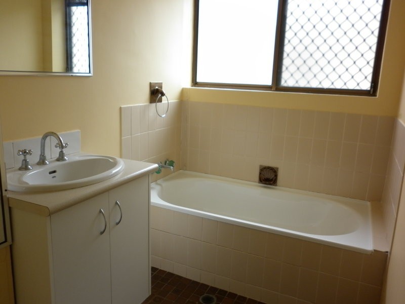 1/123 Golden Four Drive, Bilinga QLD 4225