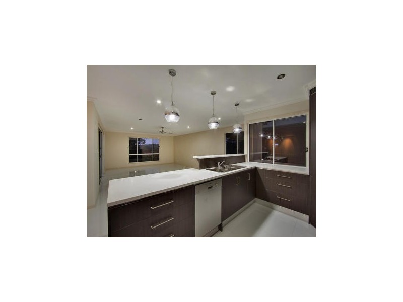 2 Westwood Street, Banora Point NSW 2486