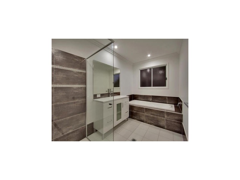 2 Westwood Street, Banora Point NSW 2486