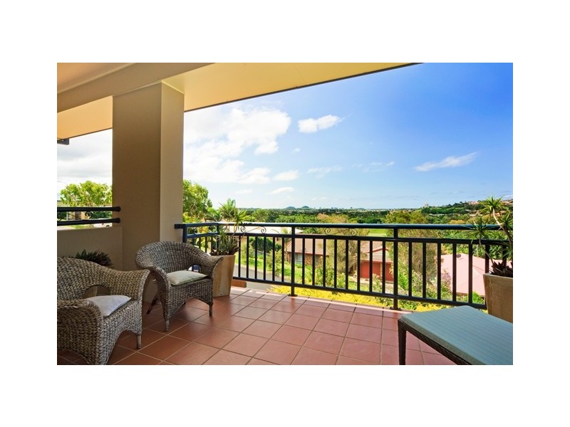 24 Tralee Drive, Banora Point NSW 2486