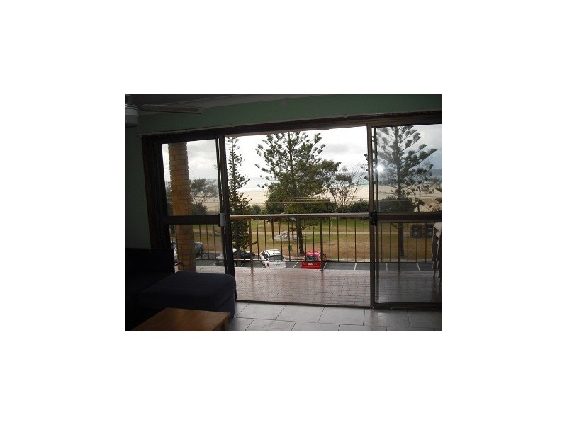 8/20 Pacific Pde, Bilinga QLD 4225
