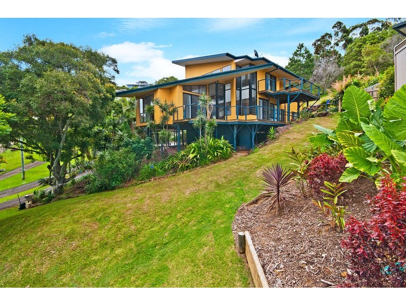 21 Nangana Street, Tugun QLD 4224