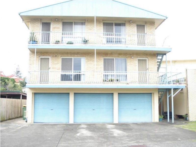 2/17 Miles Street, Kirra QLD 4225