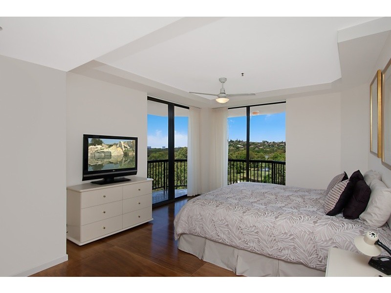 801/22 Kirkwood Road ‘Pinehurst’, Tweed Heads South NSW 2486