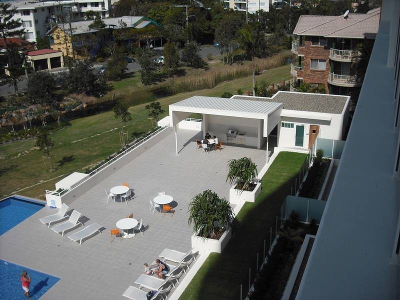 304/2 Creek Street, Kirra QLD 4225