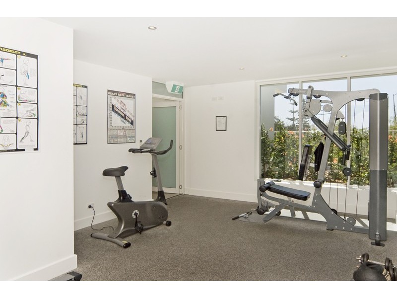 304/2 Creek Street, Kirra QLD 4225