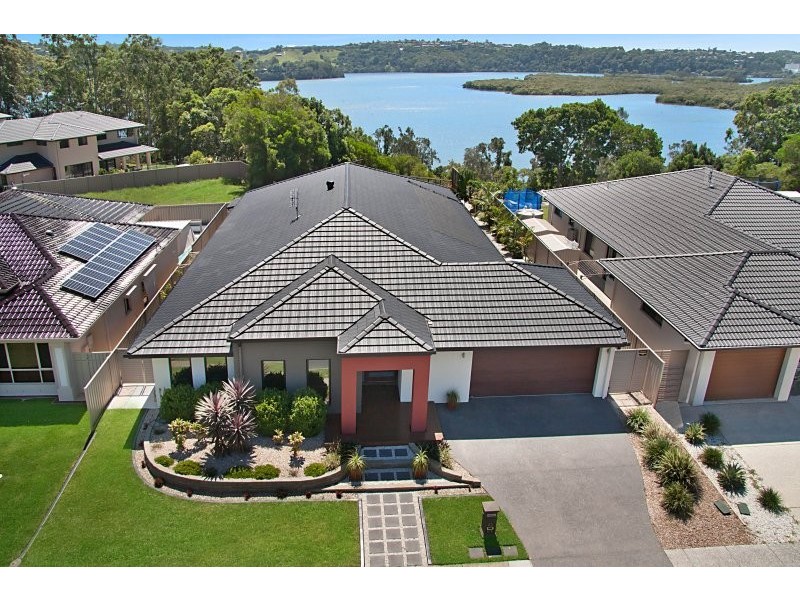 105 Botanical Circuit, Banora Point NSW 2486