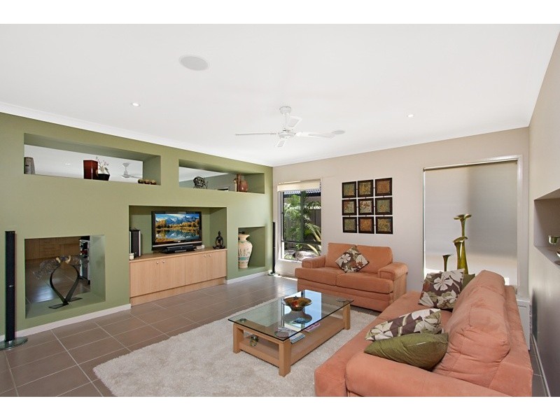 105 Botanical Circuit, Banora Point NSW 2486