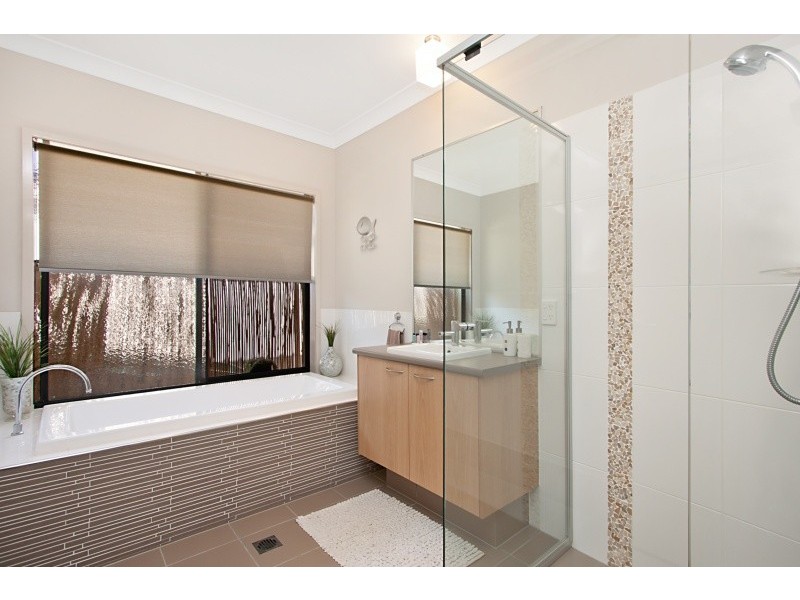 105 Botanical Circuit, Banora Point NSW 2486