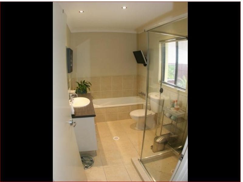 1/22 Lantau Cres, Varsity Lakes QLD 4227