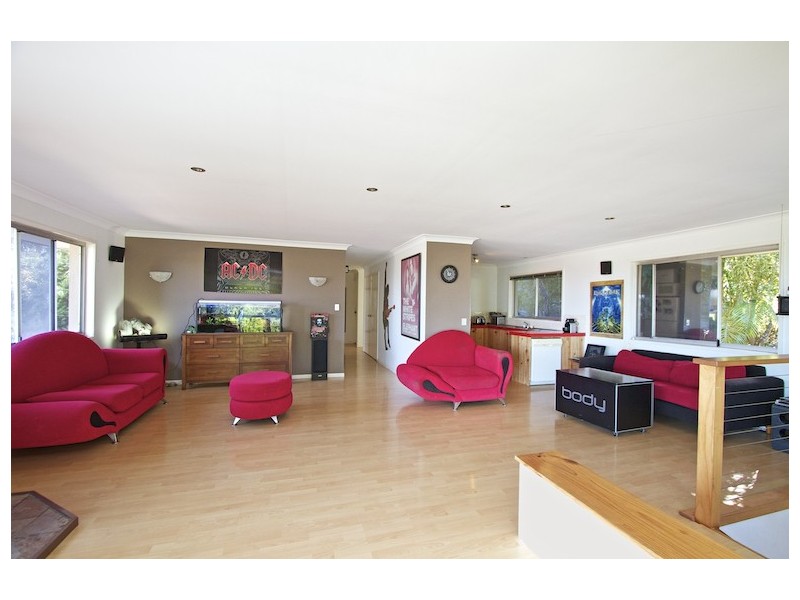 16 Nangana Street, Tugun QLD 4224