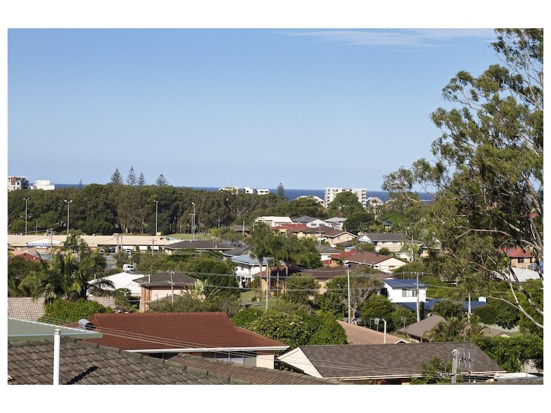 16 Nangana Street, Tugun QLD 4224