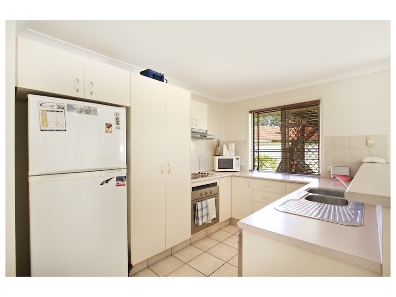 2/20 Mollys Place, Currumbin Waters QLD 4223